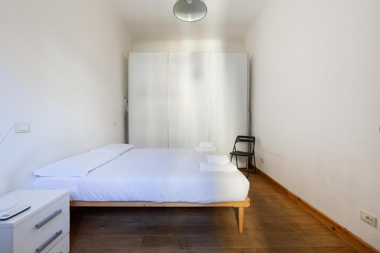 Milan Comfy Apt - Calvairate District Appartement Buitenkant foto
