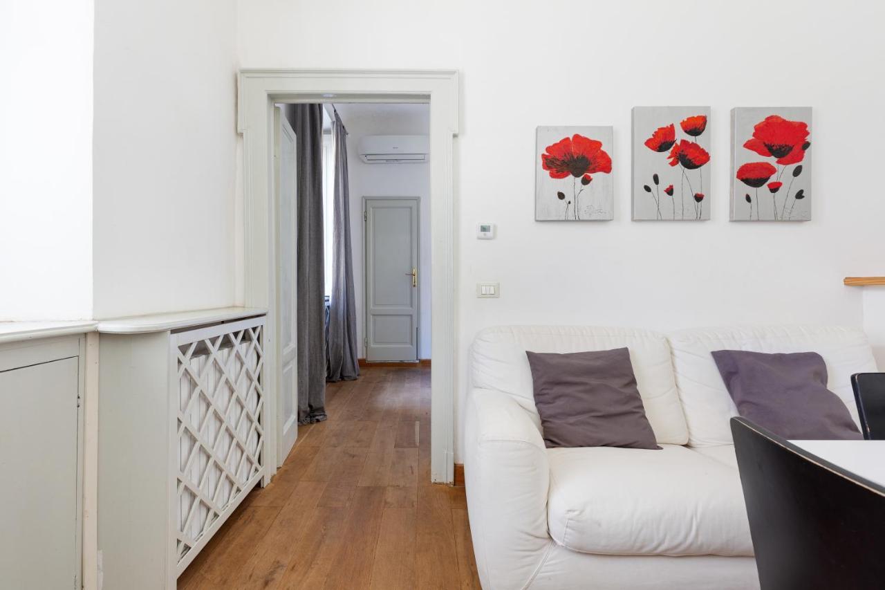 Milan Comfy Apt - Calvairate District Appartement Buitenkant foto